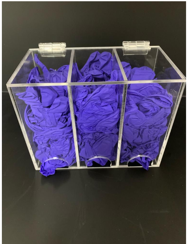 DISPENSADOR DE ACRILICO PARA GUANTES QUIRURGICOS CON TAPA Y DOS BISAGRAS - Imagen 2